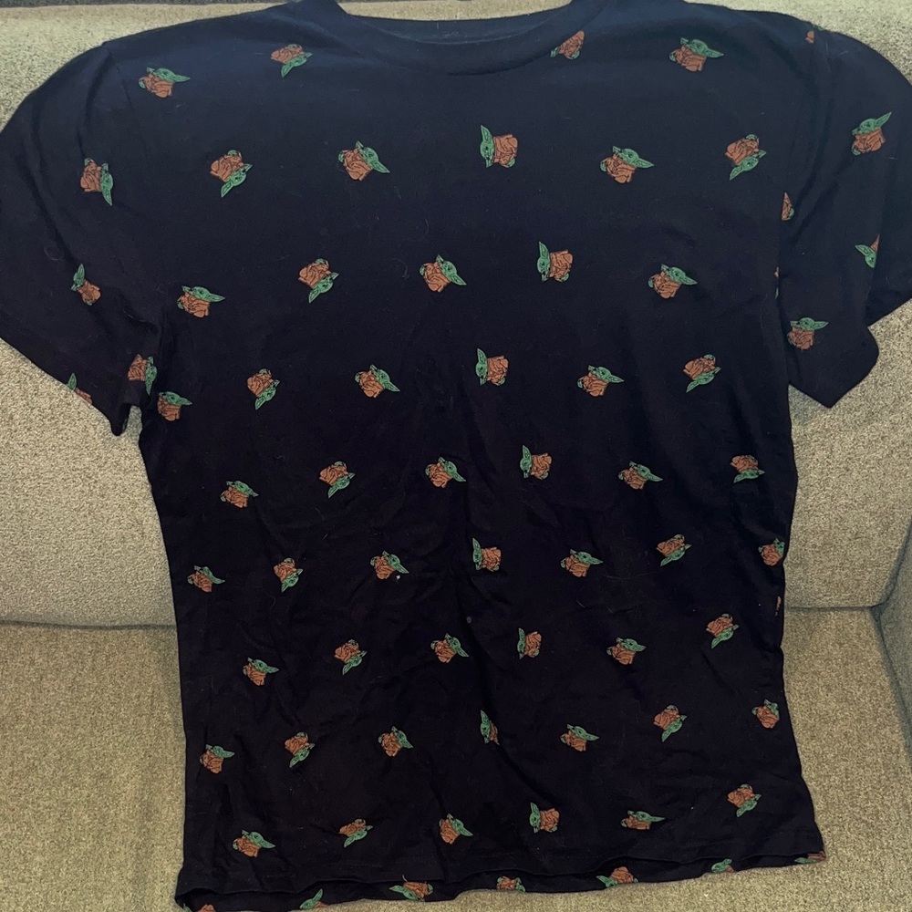 Fifth Sun Star Wars Mandalorian Baby Yoda / Grogu T-Shirt
